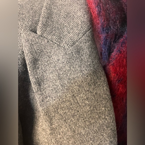 Zara Basics Wool Blend Womans Trench Coat w/ 2 Front Pockets and Style Galore!! - Picture 4 of 12